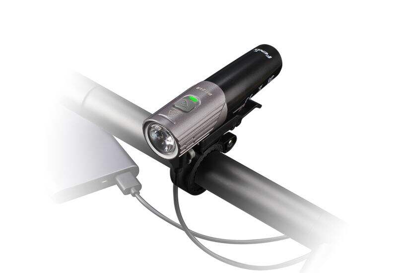 Велофара Fenix BC21R v2.0 поддерживает несколько режимов работы и заряжается по USB Type-C