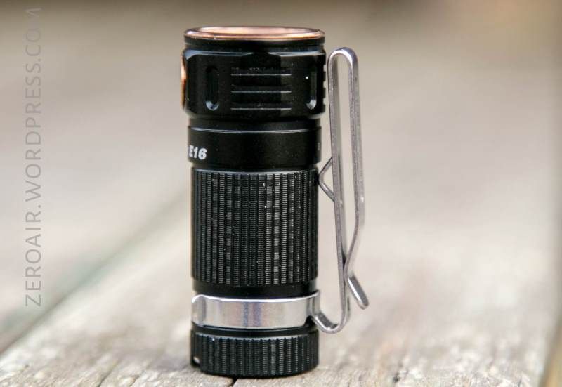 Миниатюрный фонарь Fenix E16