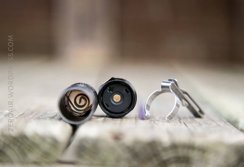 Миниатюрный фонарь Fenix E16
