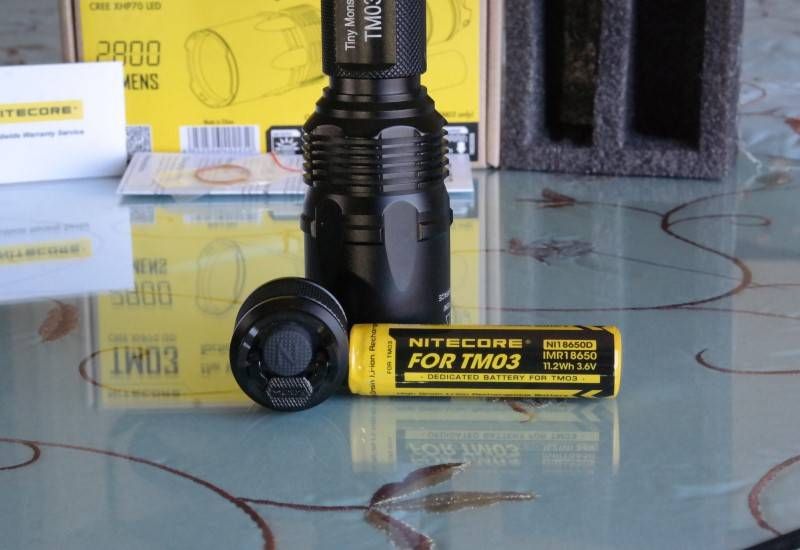 Мощный фонарь Nitecore TM03