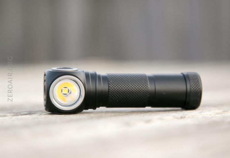 Налобный фонарь Nitecore UT32