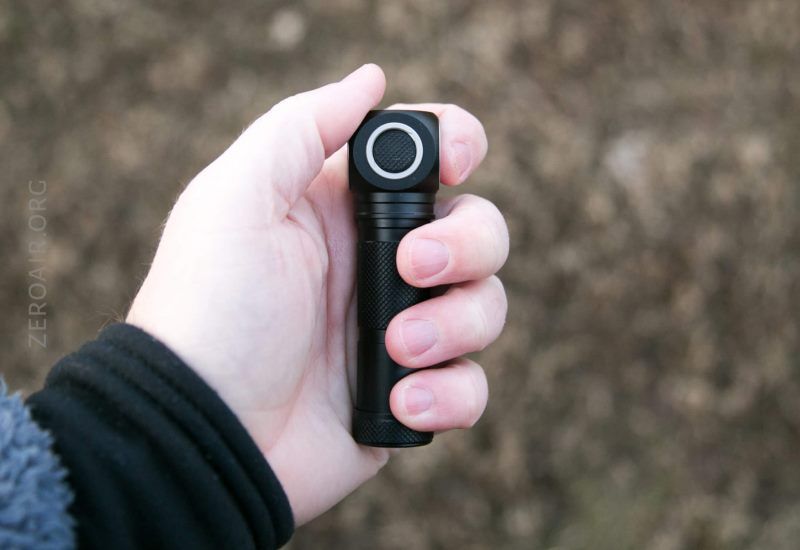 Налобный фонарь Nitecore UT32