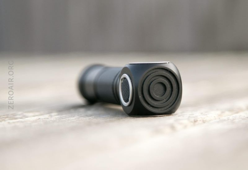 Налобный фонарь Nitecore UT32